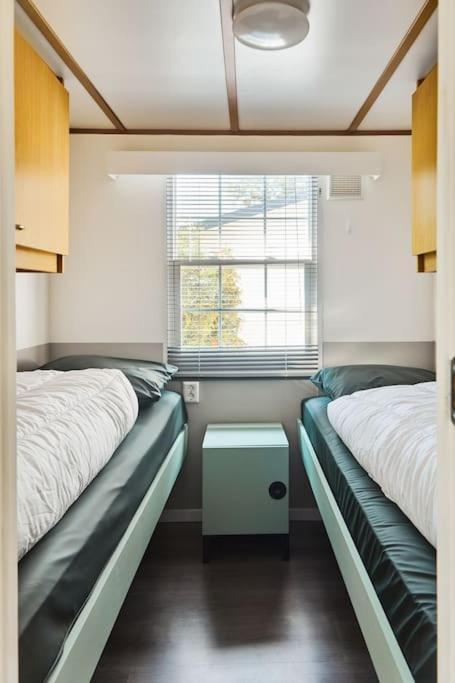 אויסטרוויק 4 Persons Chalet Valkenbosch Situated In The Forested Area מראה חיצוני תמונה